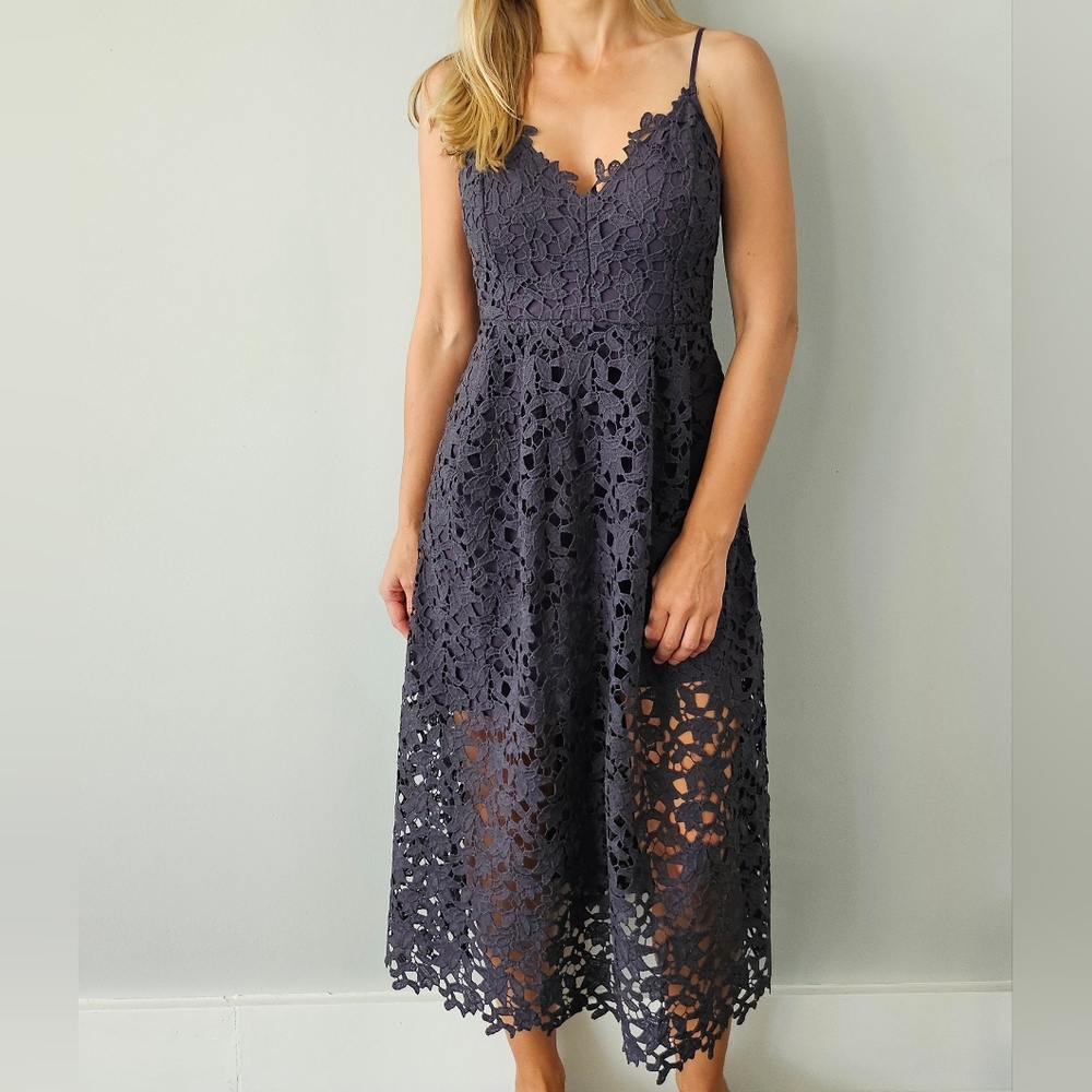 ASTR the Label Women's Lace A-Line V-neck Midi Dress Black Blue Faded Sz S